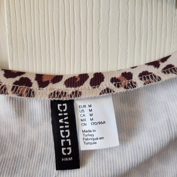 H&M Leopard Print Ruched Mini Dress With Long Sleeves Size M - Picture 3 of 9